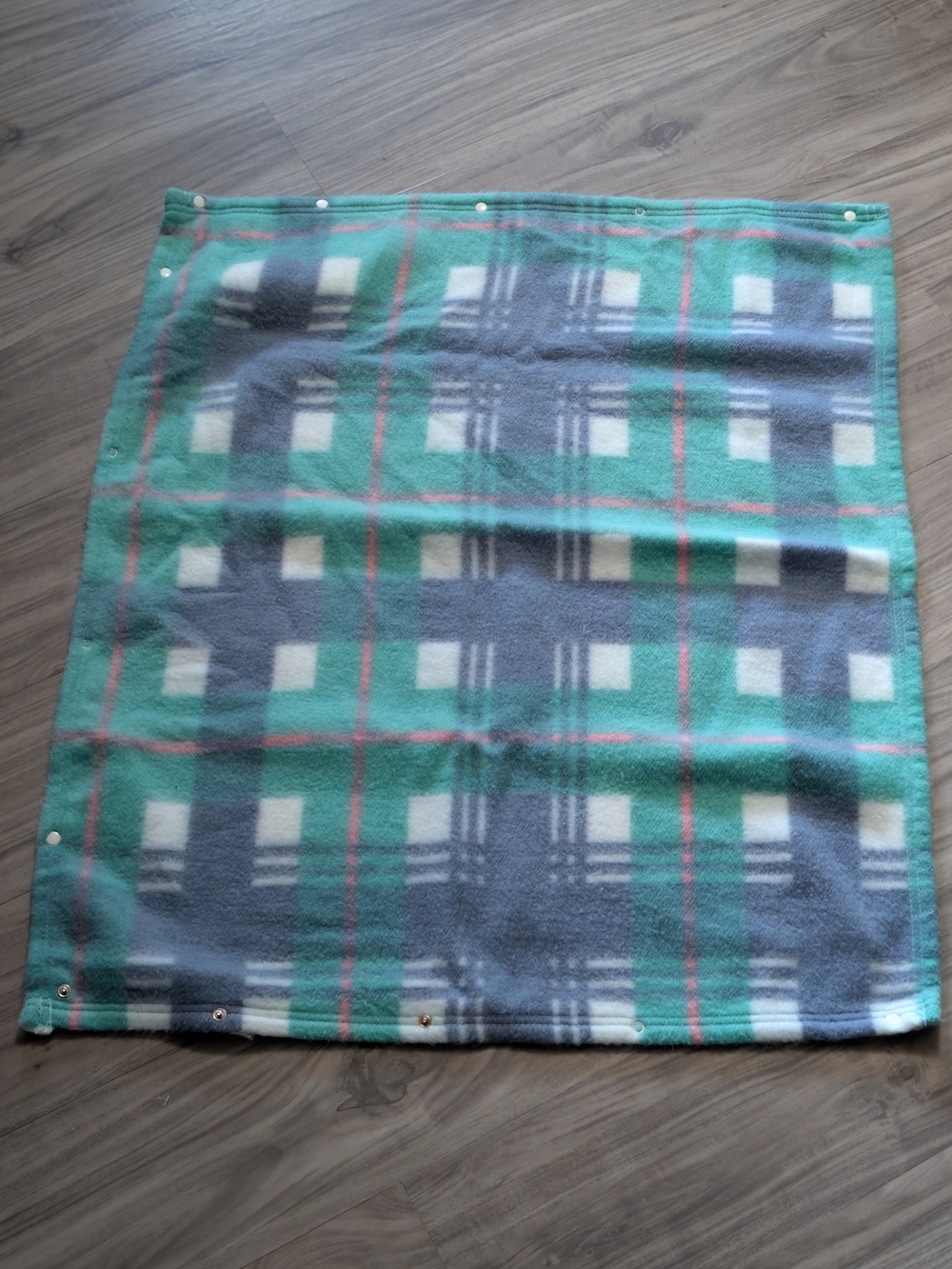 Women’s Plaid Fleece Skirt in Teal and Gray